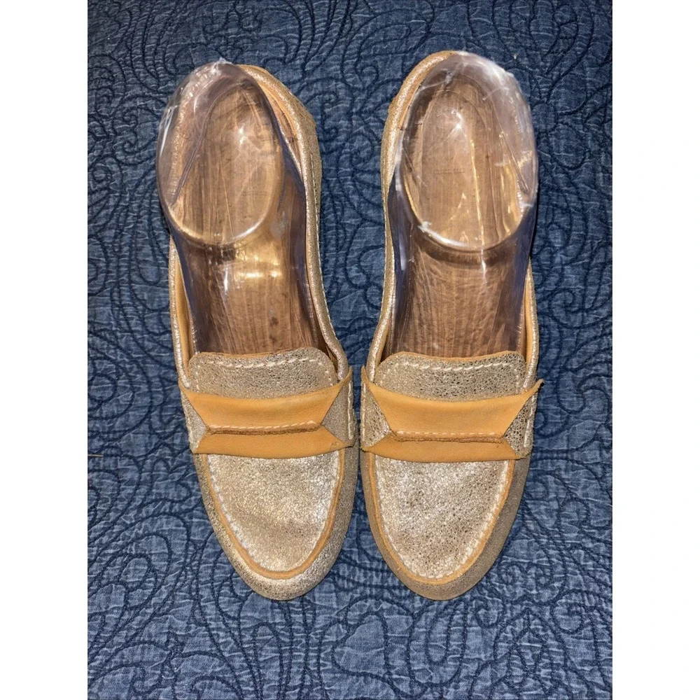 Frye Women's 8.5 M Sedona Seam Tan Leather Metallic Gold Loafer Shoes Flexible